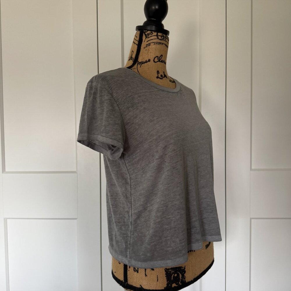 Abercrombie & Fitch Gray T-shirt Medium - Picture 5 of 8